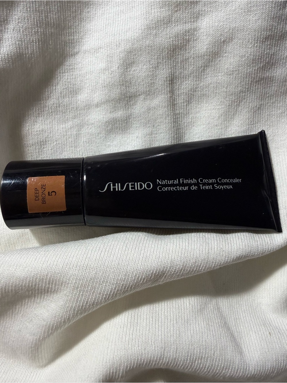 Shiseido Cream Concealer Stick in Deep Bronze